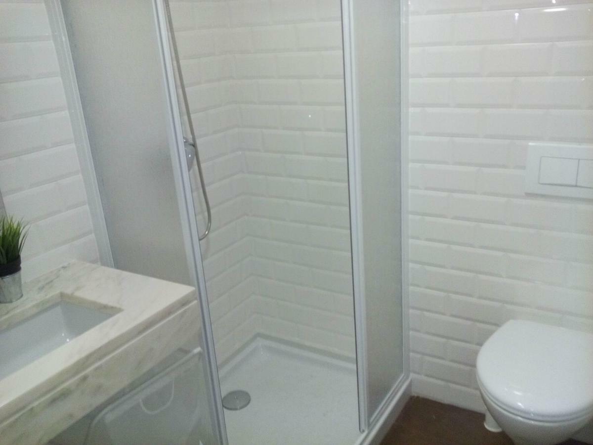 Hostel 18 Constancia Ngoại thất bức ảnh